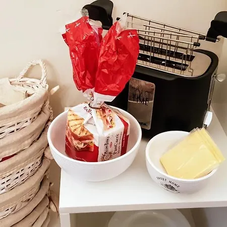 فندق Garni Tyrol - Adults Only ميرانو