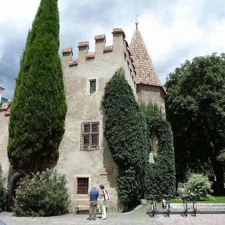 Garni Tyrol - Adults Only Meran