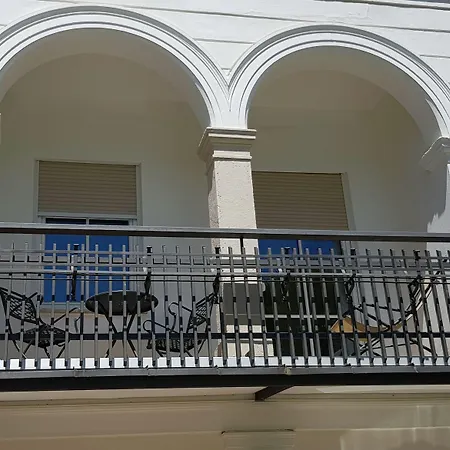 Garni Tyrol - Adults Only