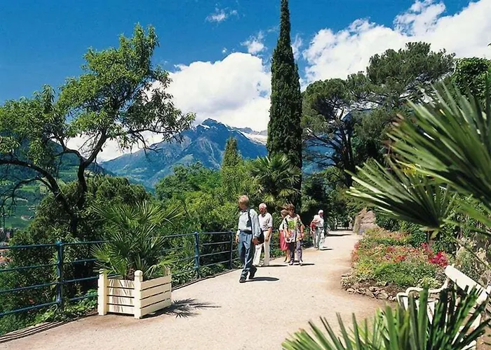 فندق Garni Tyrol - Adults Only ميرانو